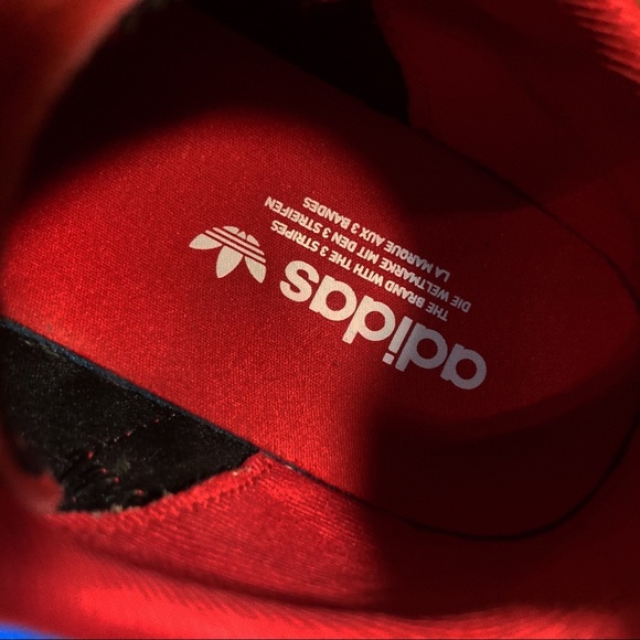 ADIDAS RUNNING SHOES - Picture 3 of 3